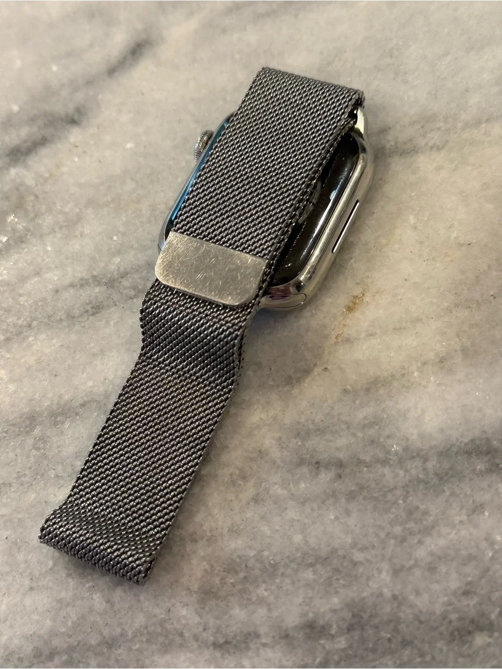 Apple Watch Series 8 GPS + Cellular